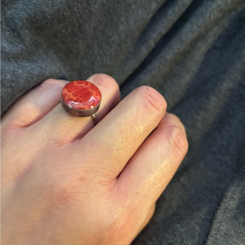 926 SS Vibrant Red Stone Women's Ring
